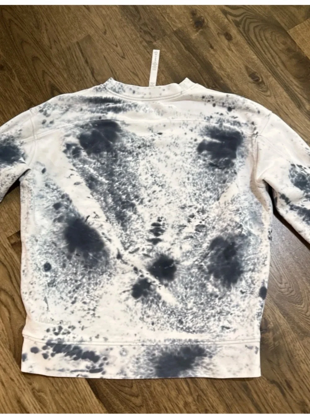 lululemon athletica White Navy Tie-Dye oversized Crewneck sweatshirt Size 4- 030